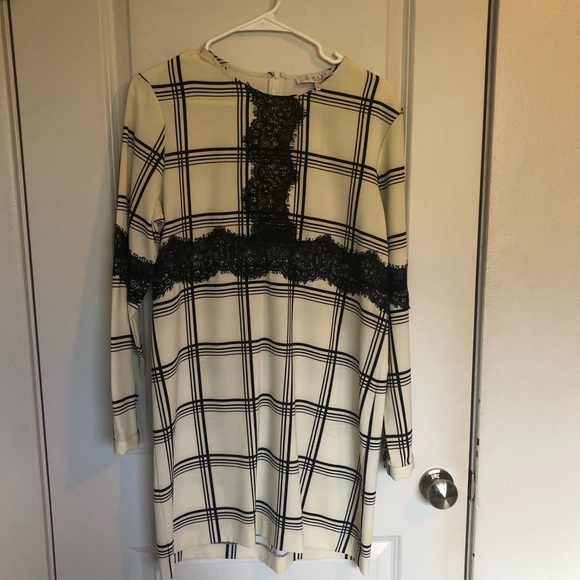 Plaid WAYF dress - Picture 2 of 4